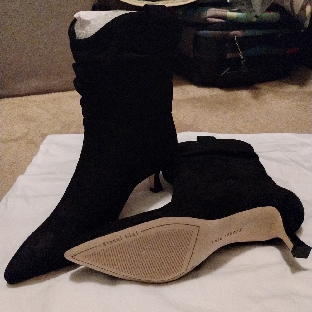Gianni Bini Booties (blk)